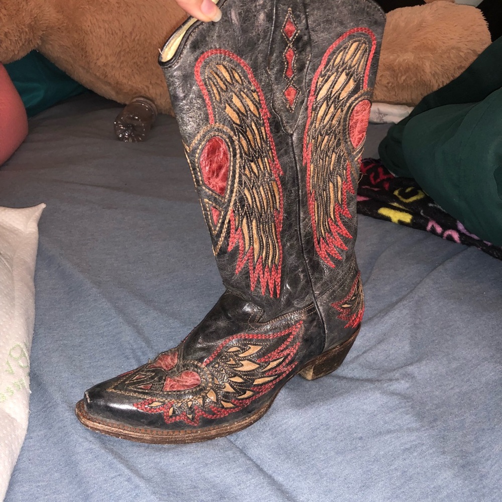 Corral boots